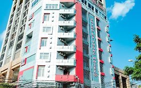 Khách sạn TRIỆU KÝ VOÒNG